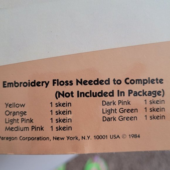 Paragon's Creative Moments #833 Cross Stitch Heart Stamped Premium Pillowcases - Picture 4 of 4